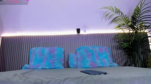 Valentina online show from 02/12/26, 07:20