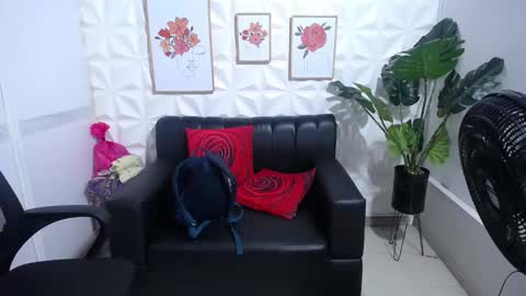 Valentina  online show from 03/07/25, 08:44