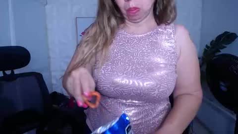 Valentina  online show from 09/18/25, 10:23