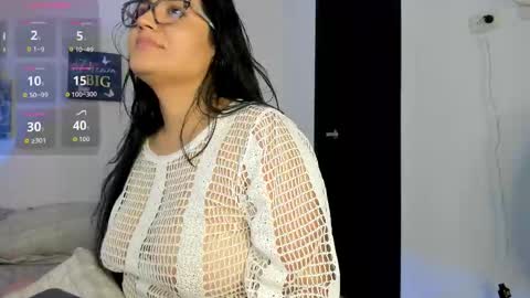 Snapshot of valentina_owens chatting on 11/24/25, 09:03 valentina_owens online show from 11/24/25, 09:03