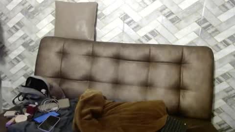 Valen  online show from 02/21/26, 12:06