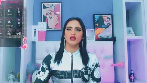 valentina_princess_ online show from 02/25/25, 10:58