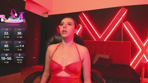 Snapshot of valentina_red18 chatting on 03/29/26, 11:38 Valentina online show from 03/29/26, 11:38