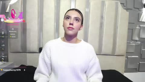 Snapshot of valentina_red18 chatting on 05/05/26, 03:53 Valentina online show from 05/05/26, 03:53
