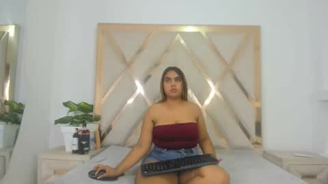 Snapshot of valentinaasm chatting on 03/27/26, 12:16 valentinaasm online show from 03/27/26, 12:16