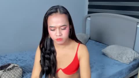 Snapshot of valentinalustontop chatting on 02/21/25, 01:11 JM DONT FORGET TO FOLLOW ME online show from 02/21/25, 01:11