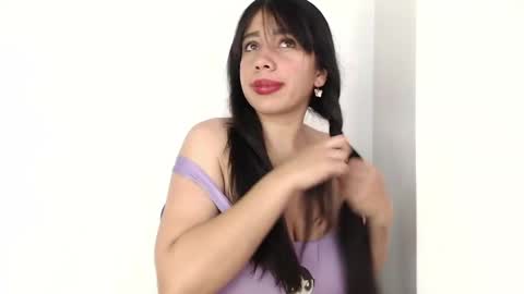 Snapshot of valentinaof chatting on 04/08/26, 02:28 Valen independent model online show from 04/08/26, 02:28