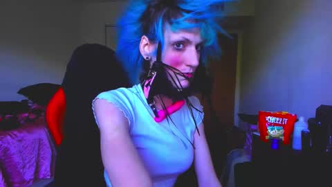 Snapshot of valentinas_dream chatting on 09/15/25, 12:38 Tina Bates online show from 09/15/25, 12:38
