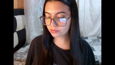Snapshot of valentinasmith18 chatting on 07/07/26, 04:37 valentinasmith18 online show from 07/07/26, 04:37
