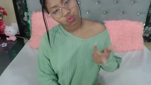 valentina vega online show from 02/05/26, 04:17