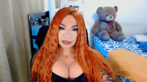 Snapshot of valentinaxqueen chatting on 02/05/25, 01:58    online show from 02/05/25, 01:58