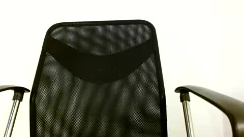 Snapshot of valentinaysamuel chatting on 01/05/25, 11:12 Samuel online show from 01/05/25, 11:12