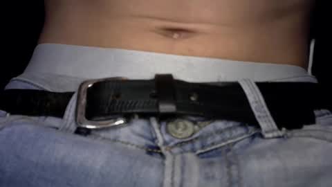 Snapshot of valentinaysamuel chatting on 03/23/26, 12:03 Samuel online show from 03/23/26, 12:03