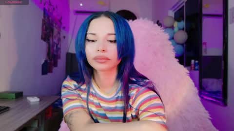 Snapshot of valentinna_5 chatting on 11/09/25, 07:06 Danielle Please help me to reach 300 thumbs up online show from 11/09/25, 07:06