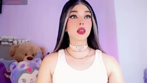 Snapshot of valentinne_marian chatting on 01/08/25, 08:06 Marian online show from 01/08/25, 08:06