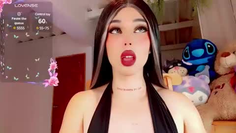 Snapshot of valentinne_marian chatting on 02/16/25, 07:37 Marian online show from 02/16/25, 07:37