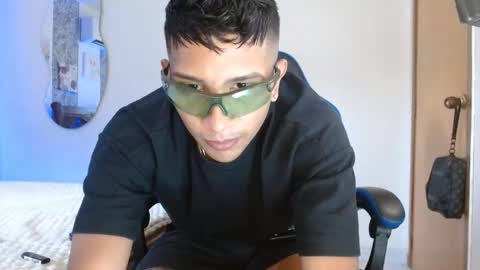 Mistery Guy online show from 10/06/25, 09:34