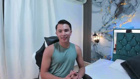 Valentino online show from 04/14/26, 02:28