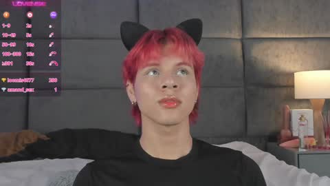 valentino moon online show from 12/04/24, 07:06