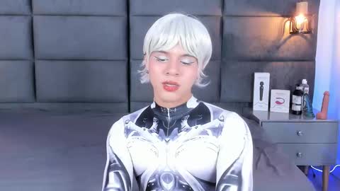 valentino moon online show from 09/21/25, 02:35