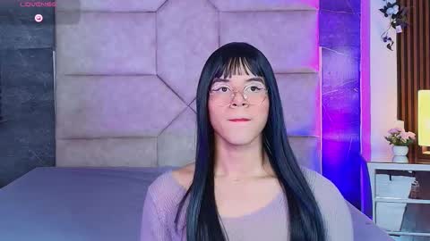 valentino moon online show from 11/30/25, 03:54