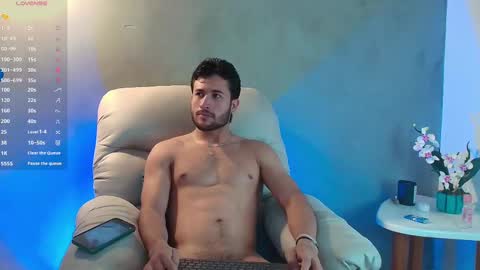 Valentino online show from 03/03/25, 02:04