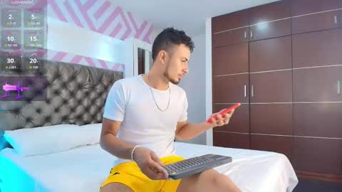 Snapshot of valentinos_ chatting on 03/17/26, 09:51 Valentinos online show from 03/17/26, 09:51