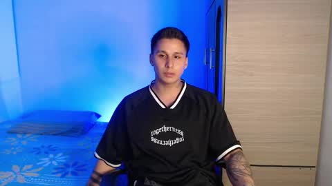 VALENTINO online show from 11/14/25, 11:02