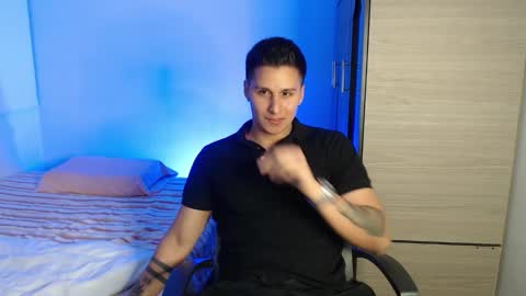 VALENTINO online show from 02/23/26, 09:23