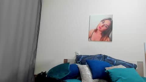 Kate online show from 11/17/25, 02:06