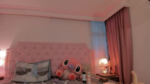 Snapshot of valentoro1 chatting on 04/09/26, 03:06 Vale Toro online show from 04/09/26, 03:06
