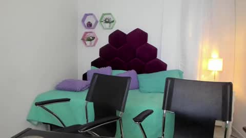 Valery And Daniel online show from 02/02/25, 04:05