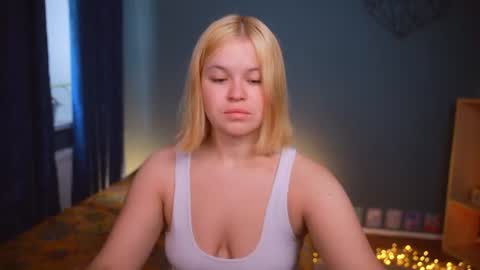 Snapshot of valeri______ chatting on 07/11/26, 08:39 valeri______ online show from 07/11/26, 08:39