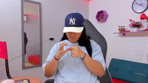 Snapshot of valeri_harpers4 chatting on 09/30/25, 02:05 valeri_harpers4 online show from 09/30/25, 02:05