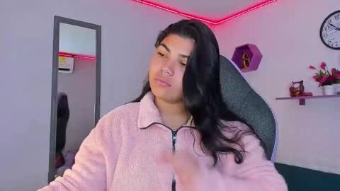 Snapshot of valeri_harpers4 chatting on 10/03/25, 02:14 valeri_harpers4 online show from 10/03/25, 02:14