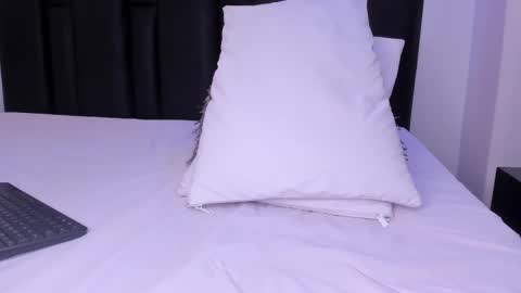 valeri_tafur online show from 02/28/25, 01:47