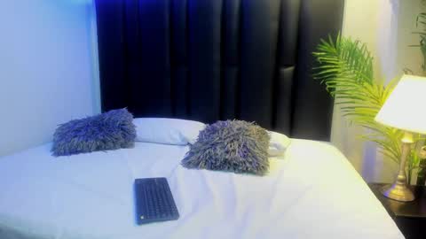 Snapshot of valeri_tafur chatting on 12/17/25, 11:05 valeri_tafur online show from 12/17/25, 11:05