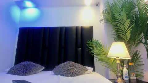 Snapshot of valeri_tafur chatting on 12/20/25, 11:06 valeri_tafur online show from 12/20/25, 11:06