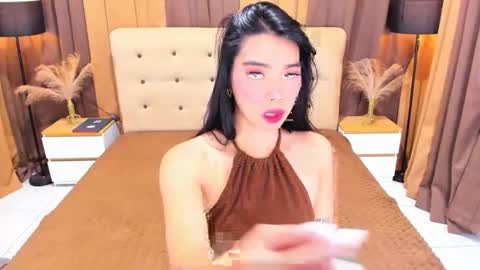 Snapshot of valeria_califa chatting on 04/23/26, 02:46 Valeria online show from 04/23/26, 02:46