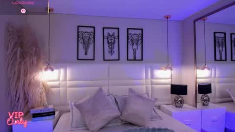 valeria_carter_ online show from 02/04/26, 03:23