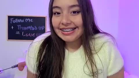 Snapshot of valeria_cherry chatting on 04/06/26, 03:04 valeria online show from 04/06/26, 03:04