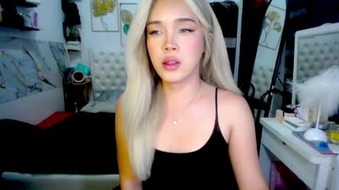 Snapshot of valeria_nikia chatting on 04/09/26, 11:37 VALERIA online show from 04/09/26, 11:37