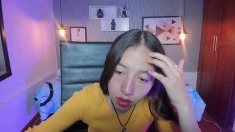 Snapshot of valeria_rossi7 chatting on 12/02/24, 12:51 Valeria online show from 12/02/24, 12:51