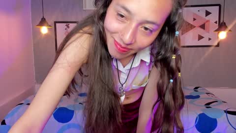 Snapshot of valeria_rossi7 chatting on 12/17/24, 06:53 Valeria online show from 12/17/24, 06:53