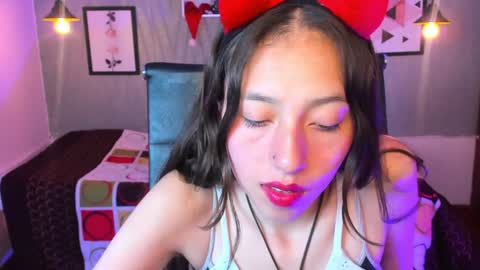 Snapshot of valeria_rossi7 chatting on 12/23/24, 06:58 Valeria online show from 12/23/24, 06:58