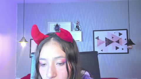 Snapshot of valeria_rossi7 chatting on 12/29/24, 08:48 Valeria online show from 12/29/24, 08:48