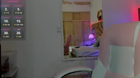 Snapshot of valeria_usuga chatting on 04/29/26, 11:14 valeria_usuga online show from 04/29/26, 11:14