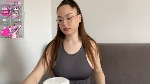 Snapshot of valeria_vibe chatting on 05/02/26, 03:22 valeria_vibe online show from 05/02/26, 03:22