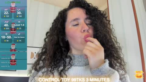 Snapshot of valeriaa_soler chatting on 12/18/24, 07:08 Valeria online show from 12/18/24, 07:08