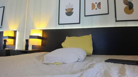 Snapshot of valeriaa_soler chatting on 02/01/25, 05:47 Valeria online show from 02/01/25, 05:47